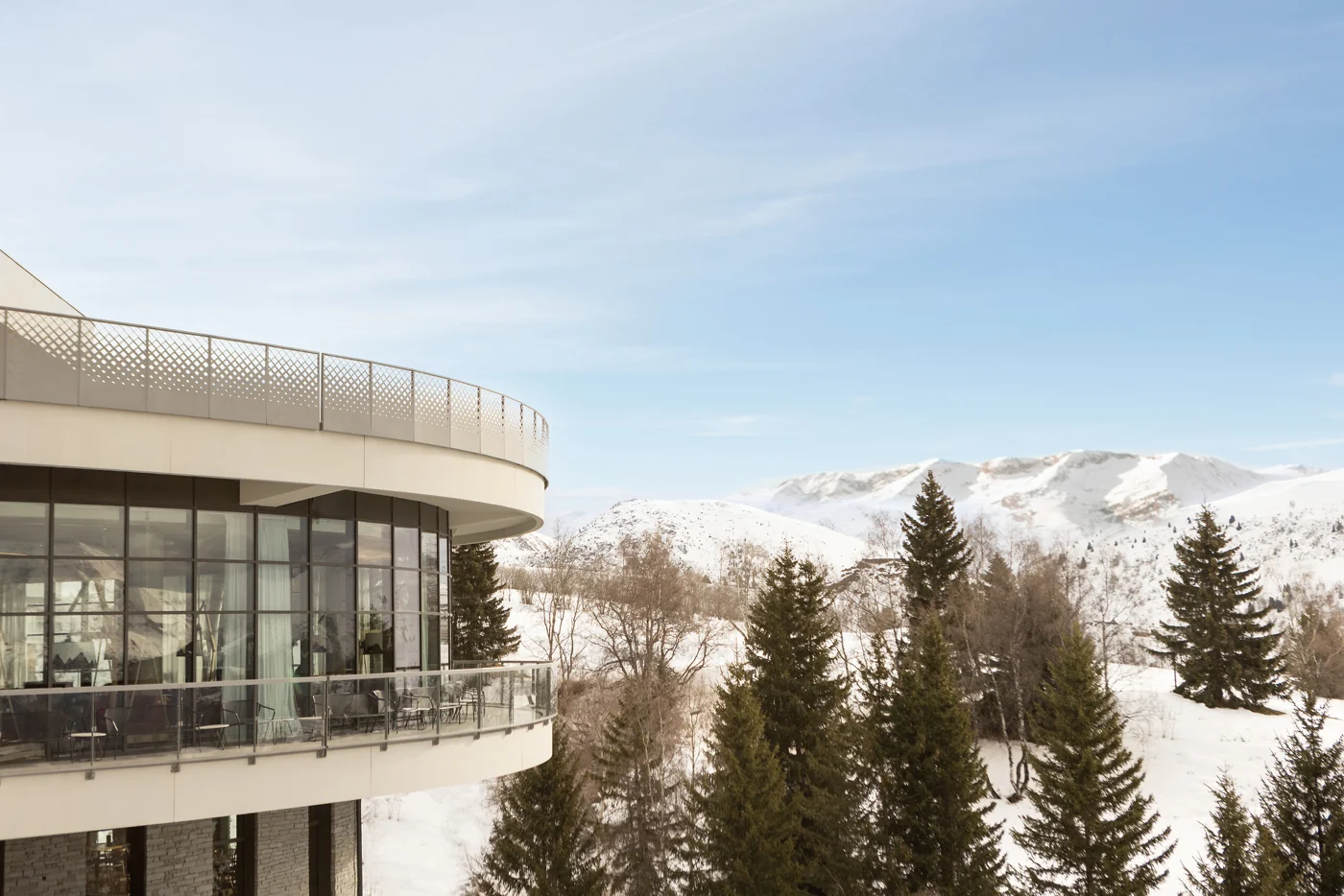 Club Med Alpe d'Huez, França — fotografia oficial do village na temporada de neve
